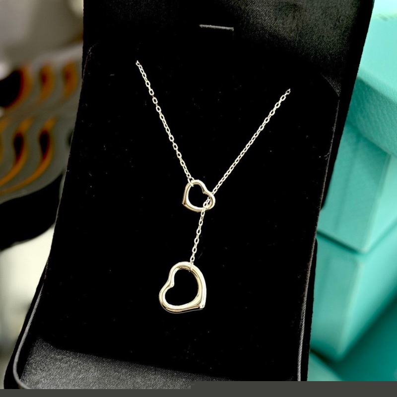 T*f*ny necklaces